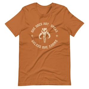 Tee-shirt One Does Not Speak (anglais)