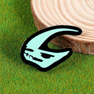 Clan Mudhorn Acrylic Pin