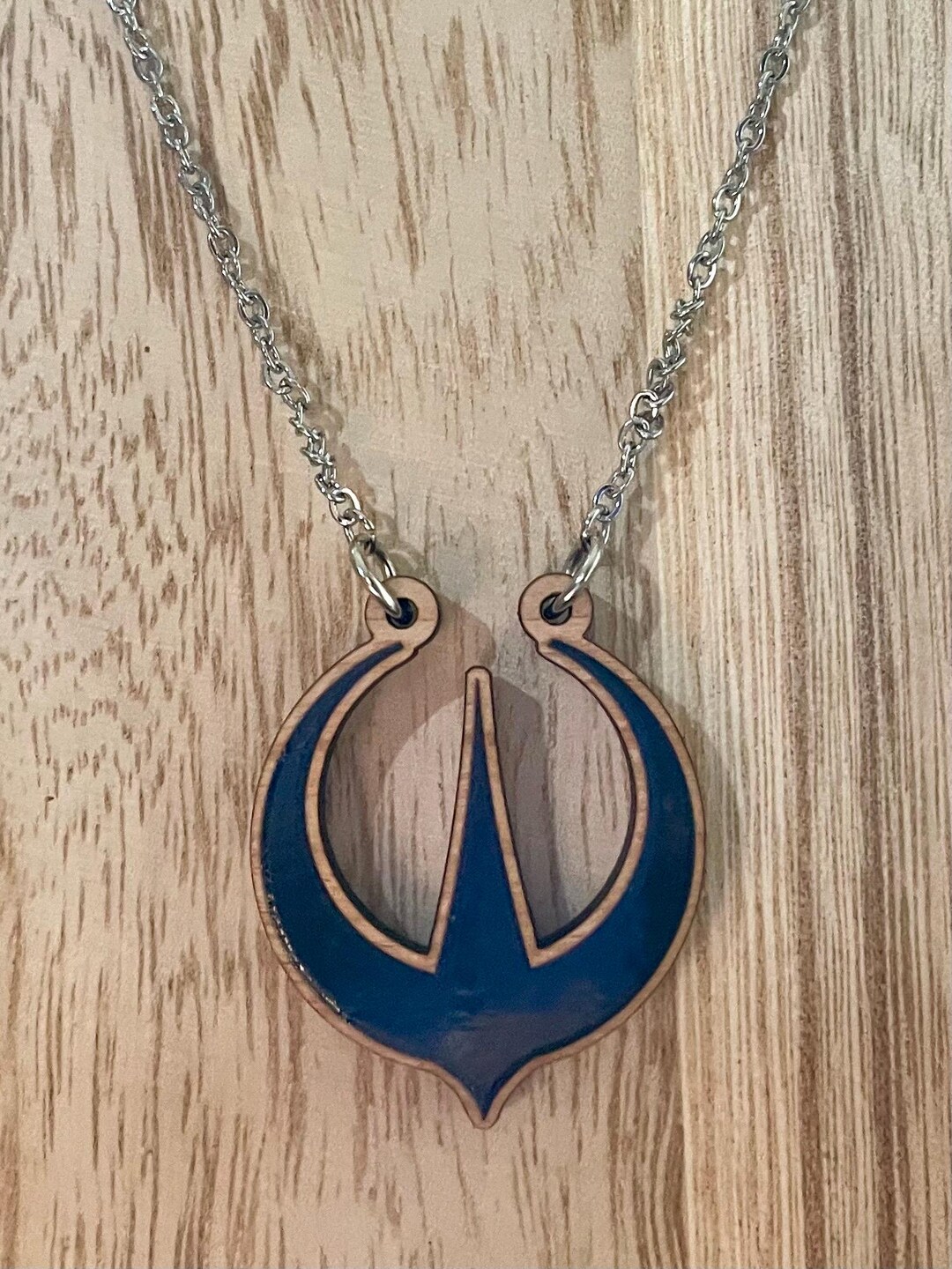 Ferrix Rebel Necklace - Etsy UK