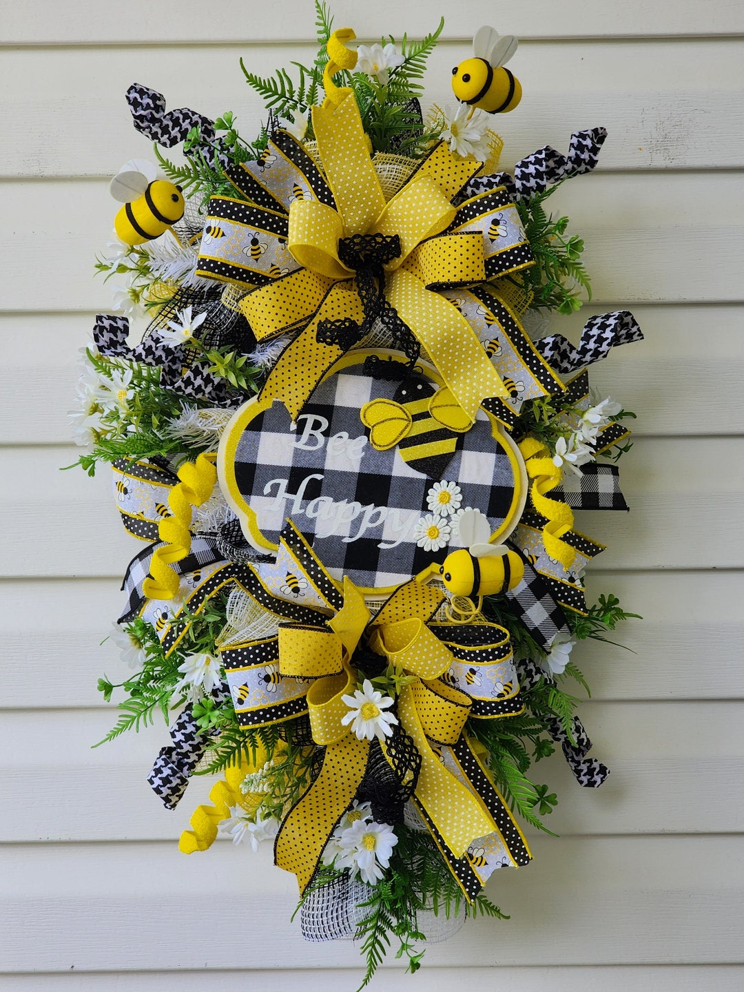 Bee Summer Front Door Swag Wreath, Black and Yellow Buffalo Check Daisy