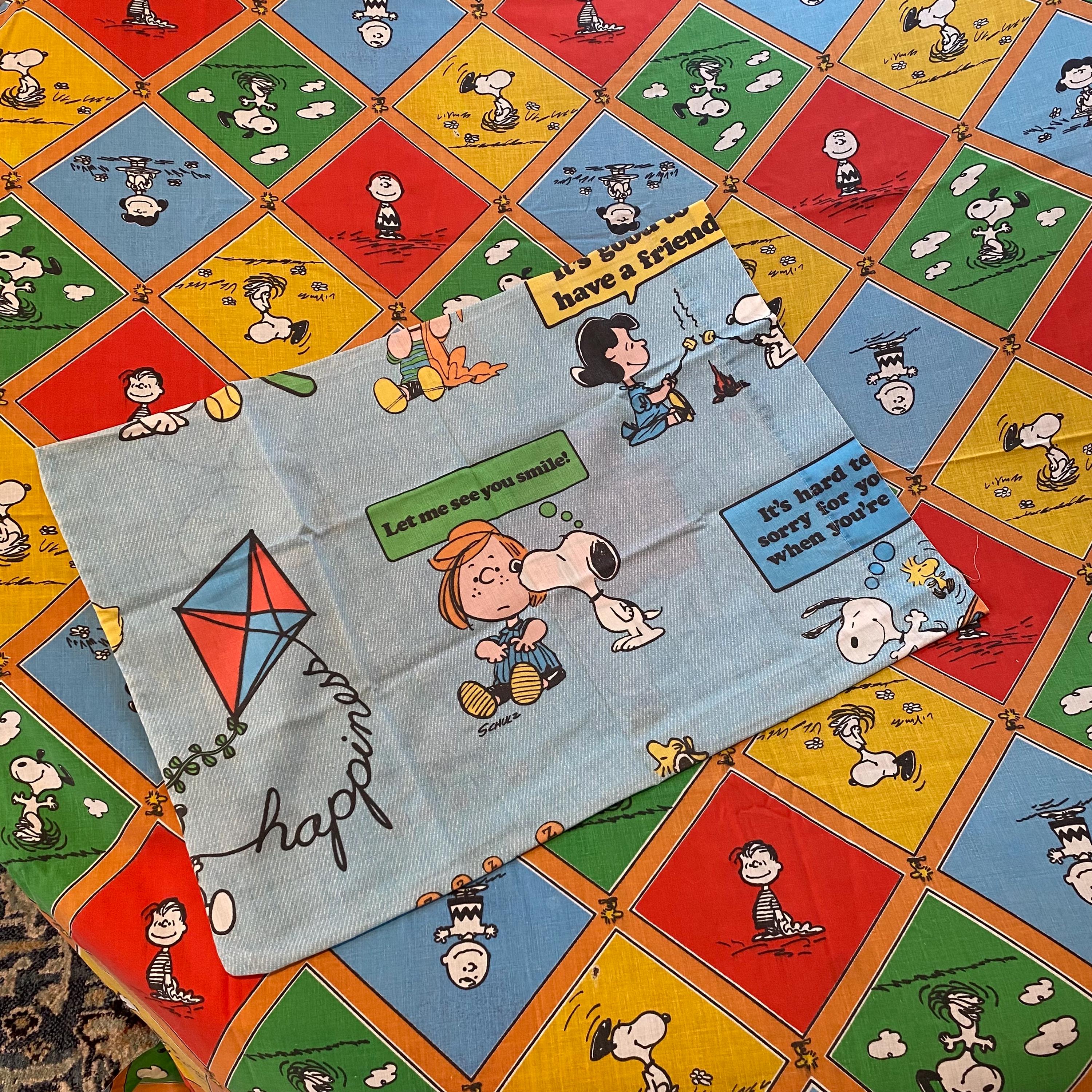 Vintage Peanuts Pillow Case - Etsy Vintage Peanuts Pillow Case - Etsy