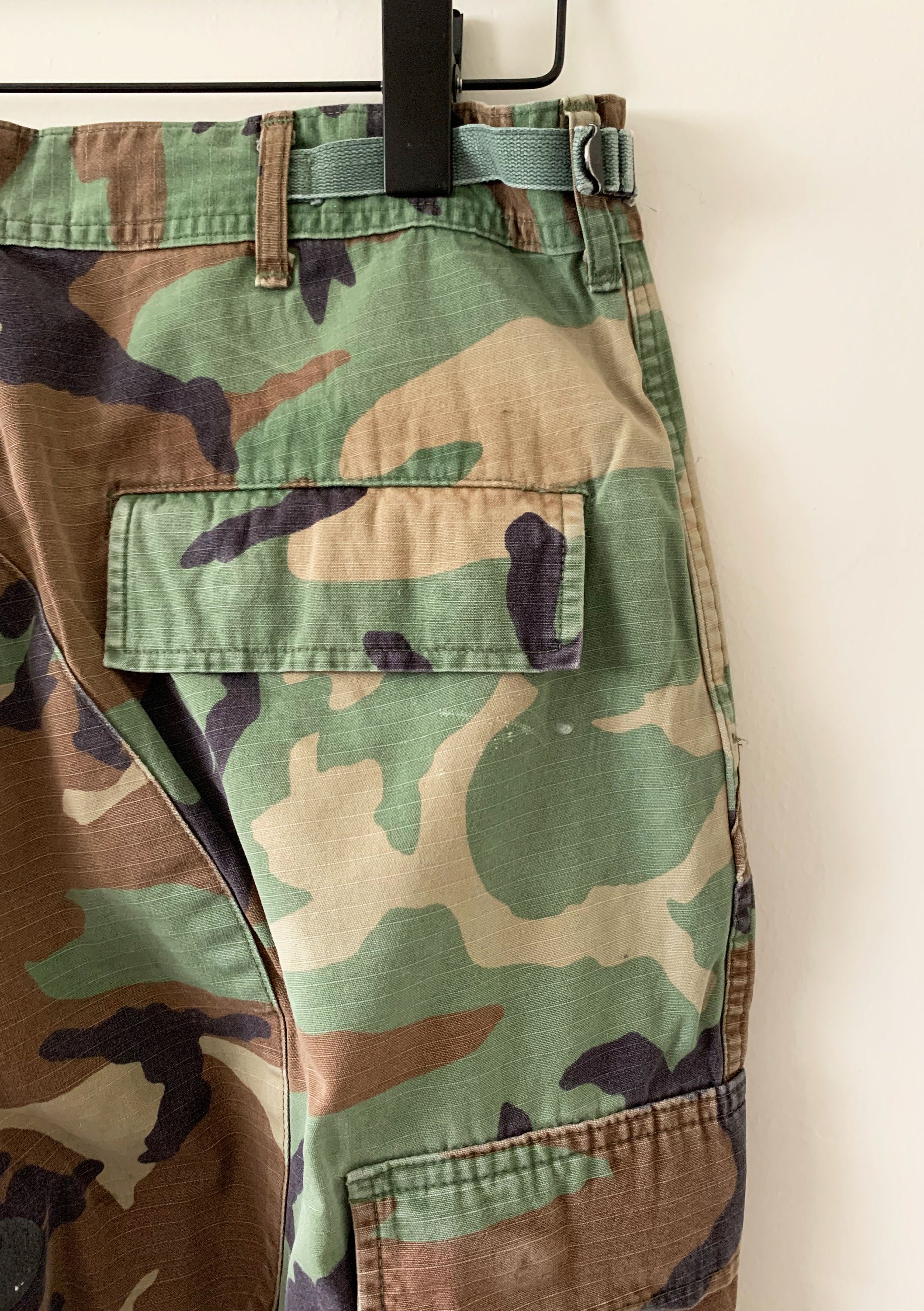 Vintage 90s Military Camouflage Green Cargo Pants With