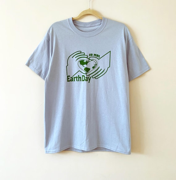 ブルーアースデー グラフィックプリント コットン 半袖Tシャツ - Etsy 日本