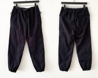 Pantalones Nike ACG negros para trail running