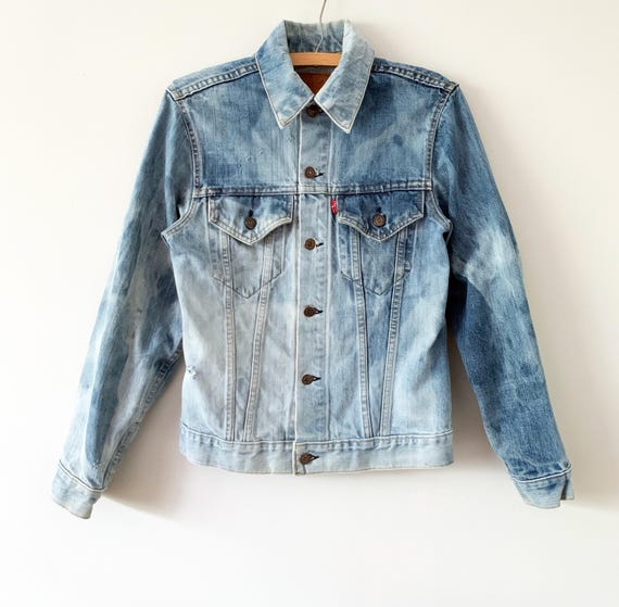 Vintage 90s Distressed Levi's Trucker Denim Jean Jacket Made in