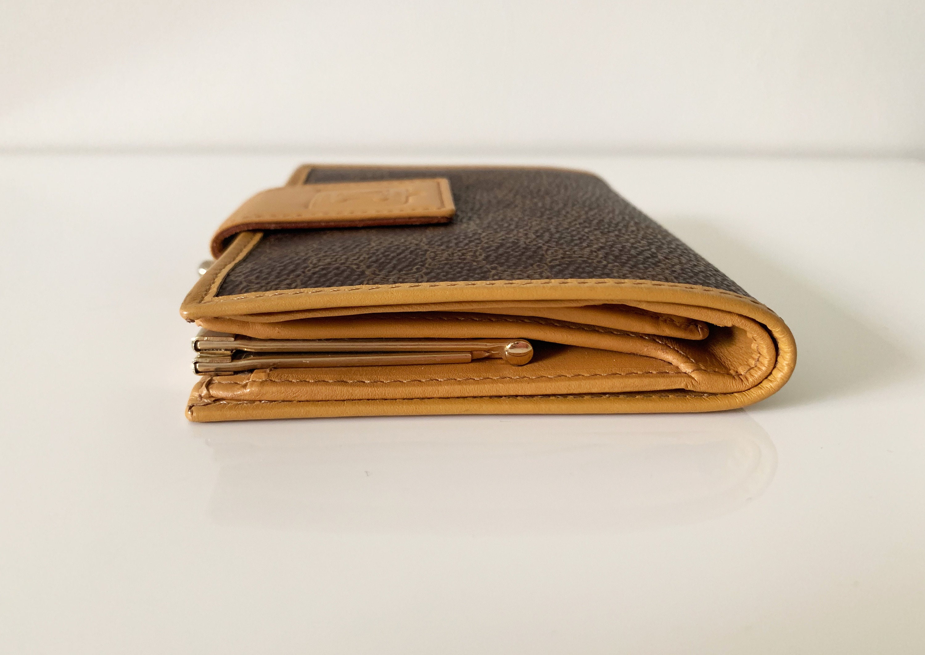 Vintage 90s Authentic Celine Macadam Kisslock Compact Wallet Vintage 90s Authentic Celine Macadam Kisslock Compact Wallet