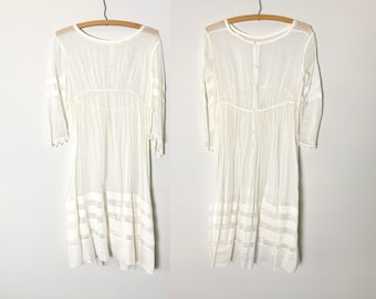 Vintage Antique Ivory Edwardian Cotton Lawn Dress With Lace and Pleat Details