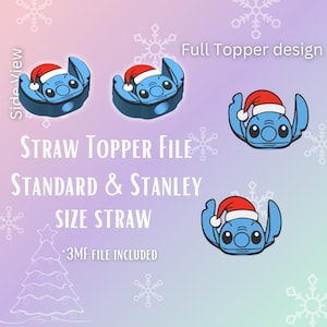 Op de afbeelding: Blauwe stro-topperbestand met een stripfiguur met een kerstmuts. De afbeelding bevat de tekst "STRAW TOPPER FILE", "STANDARD & STANLEY SIZE STRAW" en "3MF FILE INCLUDED". Het ontwerp is voor een volledige topper.