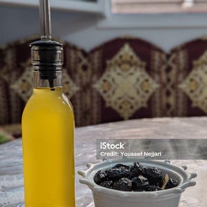Golden Harvest: Pure Moroccan Olive Oil