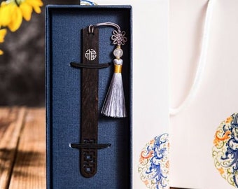 Wood Bookmark In Chinese Ancient Mark Design Suitable For Book Readers or as Gift or Decoration
