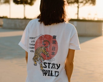 Vintage Tiger Shirt Womens Tiger Shirt Oversize Graphic Tee Boho Graphic Tiger Tee Cute Tiger Shirt Indie Shirts Aesthetic Stay Wild Shirt