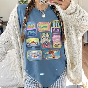 Shirt visser esthetiek sardine shirt ingeblikte vis shirt sardines shirt tomaat meisje zomer shirt retro ingeblikte vis collage shirt kust