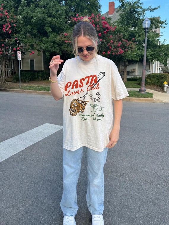 Pasta Shirt Pasta lover Shirt Italian Summer Shirt La Dolce Vita Shirt Tomato Girl Summer Shirt Pasta Womens Shirt Eat Pasta Run Fasta Shirt