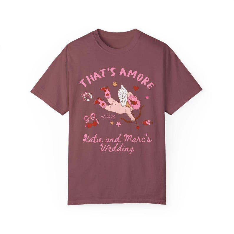 Das ist Amore Shirt Kundenspezifisches Hochzeits-Shirt Hochzeit Tshirt Toss Hochzeit Merch Frisch Mi Geschenke Italienisches Hochzeits-Thema Das ist Amore Theme Shirts Brick
