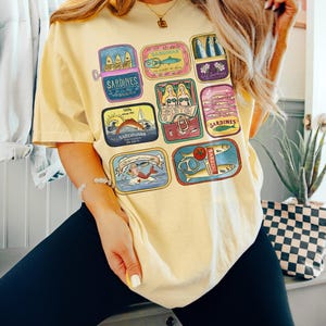 Shirt visser esthetiek sardine shirt ingeblikte vis shirt sardines shirt tomaat meisje zomer shirt retro ingeblikte vis collage shirt kust