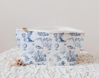 Bolsa de maquillaje Toile de Jouy, neceser Toile de Jouy para mujer, neceser Toile, organizador de maquillaje, neceser floral, neceser bonito, neceser estilo chinoiserie.