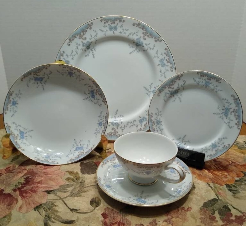 Imperial China Seville 5303 by W Dalton. Sets and Individual Pieces. Etsy