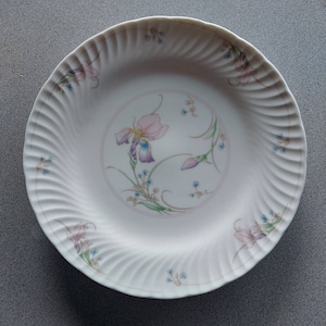 Yamato  China. Japan. Pattern: Royal Swirl. Luncheon Plates. Set of 2.