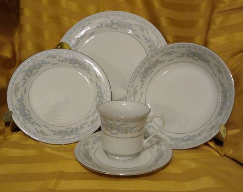 Crown Ming Fine China. Pattern Rose Point. Assorted Serving Pieces. Etsy