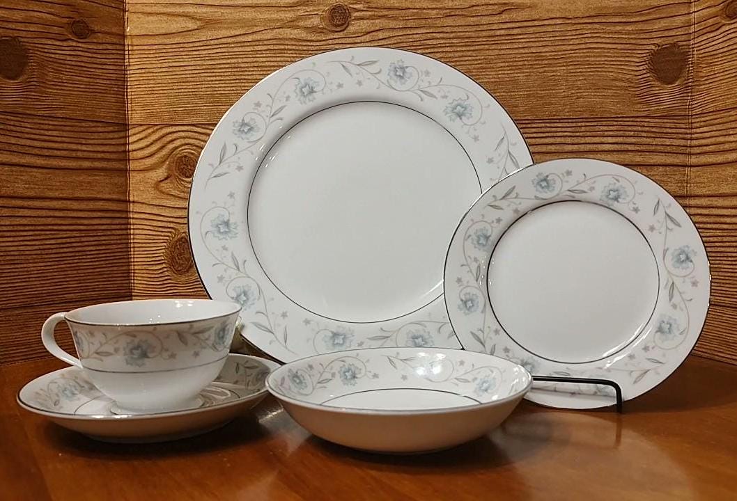 Fine China of Japan. Pattern: English Garden - Etsy Fine China of Japan. Pattern: English Garden - Etsy