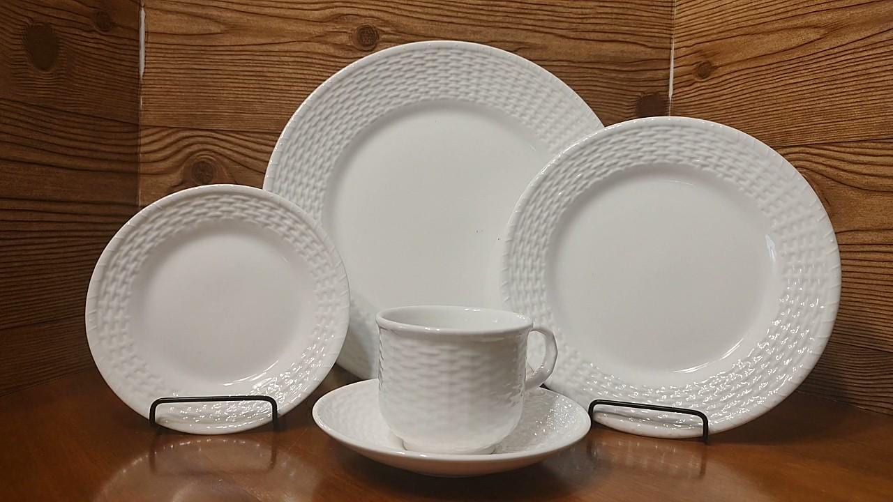 Nantucket Basketweave by Wedgwood England 1759. Fine Bone China