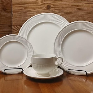 Edme Wedgwood Set - Etsy