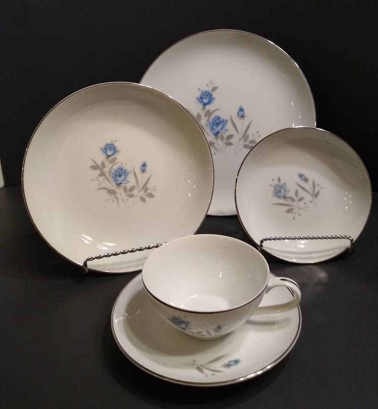 Royal Taunton Fine China. Pattern Blue Rose. Various Pieces. Etsy Canada