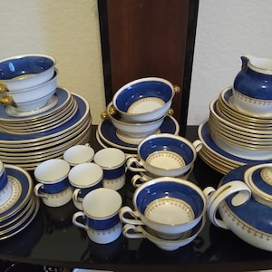 Spode Copeland Cobalt Blue Assorted Pieces.