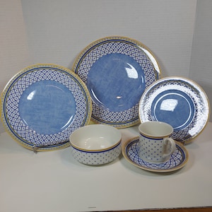 Villeroy & Boch China.  Pattern: Perpignan