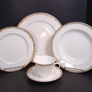 Mikasa Fine China. Pattern: LAC04 Roman Classic. Pieces Sold Separately.