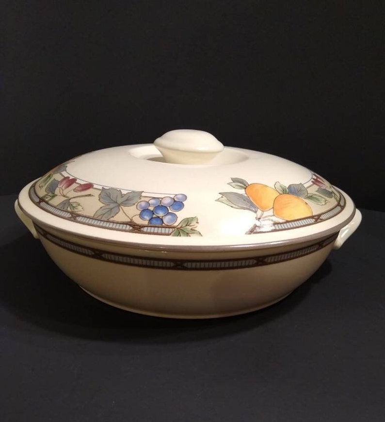 Mikasa Intaglio Dinnerware and Serving Pieces. Pattern Garden Harvest