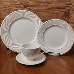 Wedgwood &quot;Edme&quot;.  Various pieces sold as stated.