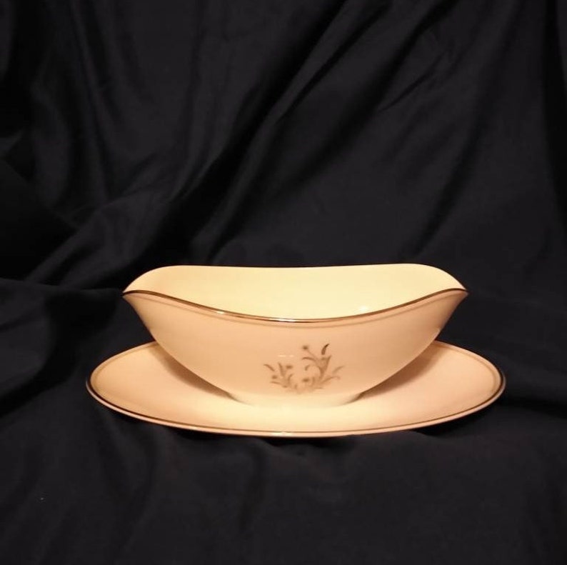 Noritake China N Collection. Pattern Ardis 5772. 6 Piece Place Setting