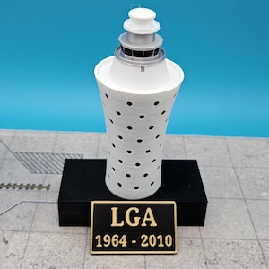 1:400 LaGuardia Airport Old Air Traffic Control Tower (LGA)