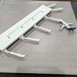 Terminal with 7 gates for Daron Toy Jets