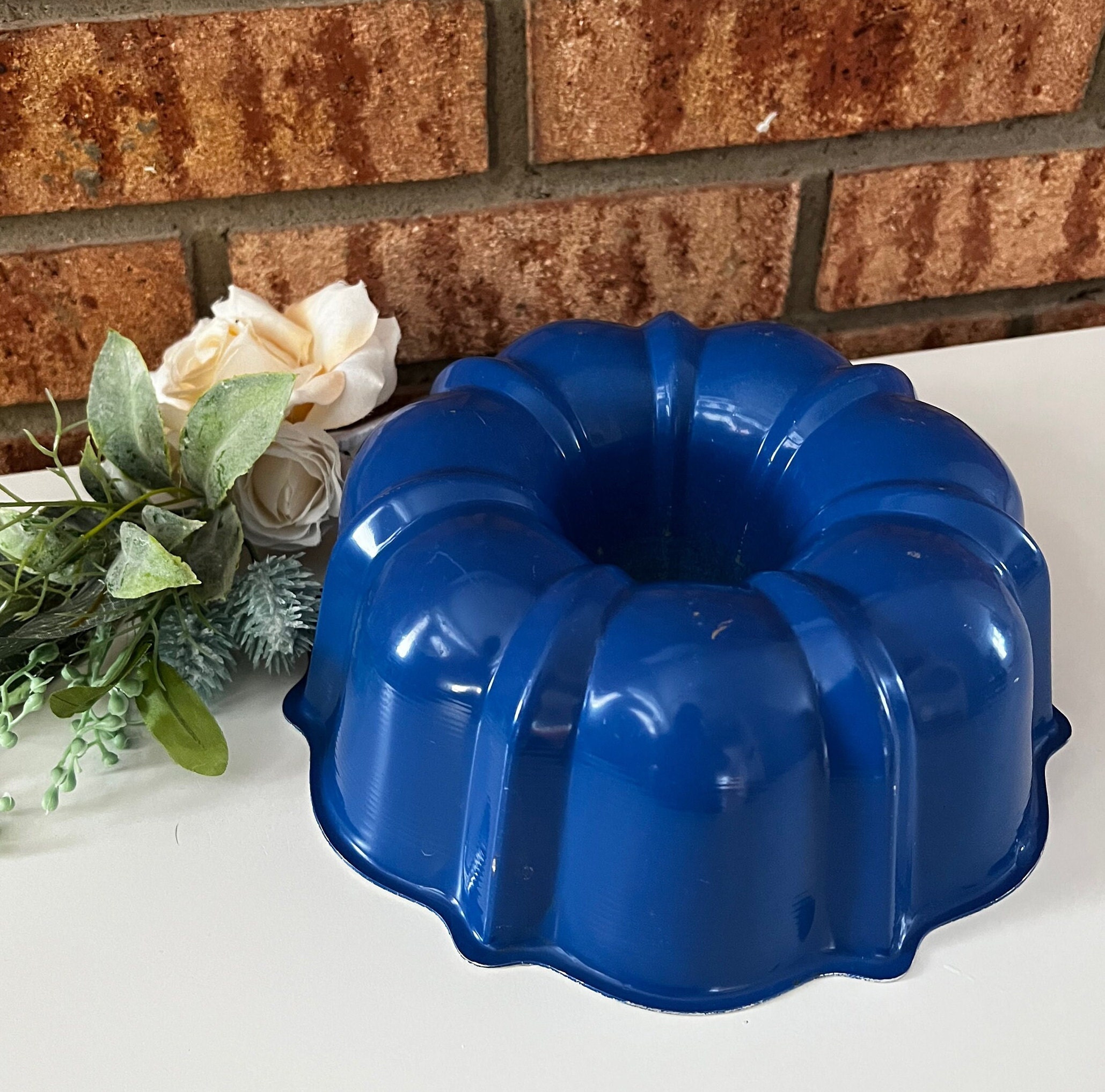 Mini 8.25 Cobalt Blue Bundt Pan 