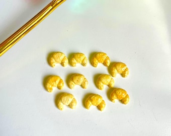 Miniature Croissant Bundle Set of 10 1:12 scale