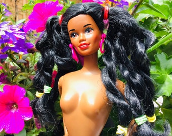 Vintage Benetton Barbie Doll Christie 1st Phase 1990 Beautiful