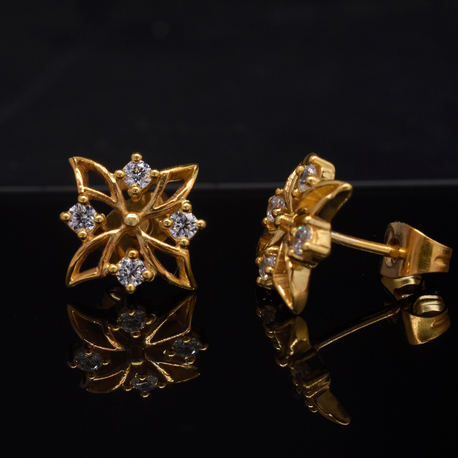 Diamond Halo Stud Earrings Brilliant Round Diamond Earring in | Etsy