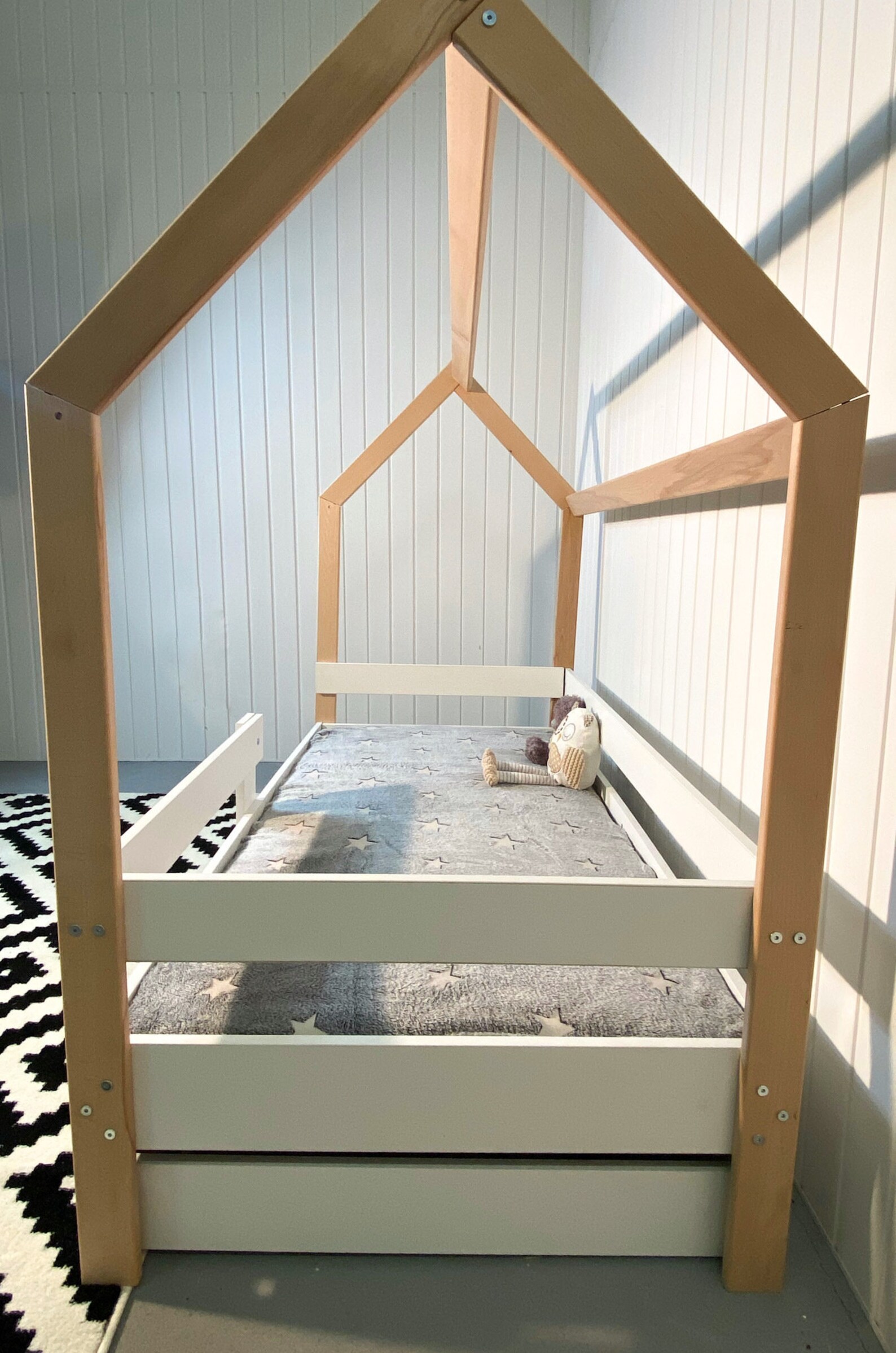 Kinderbett mit Aufbewahrungsschublade Holz & Weiß | Etsy