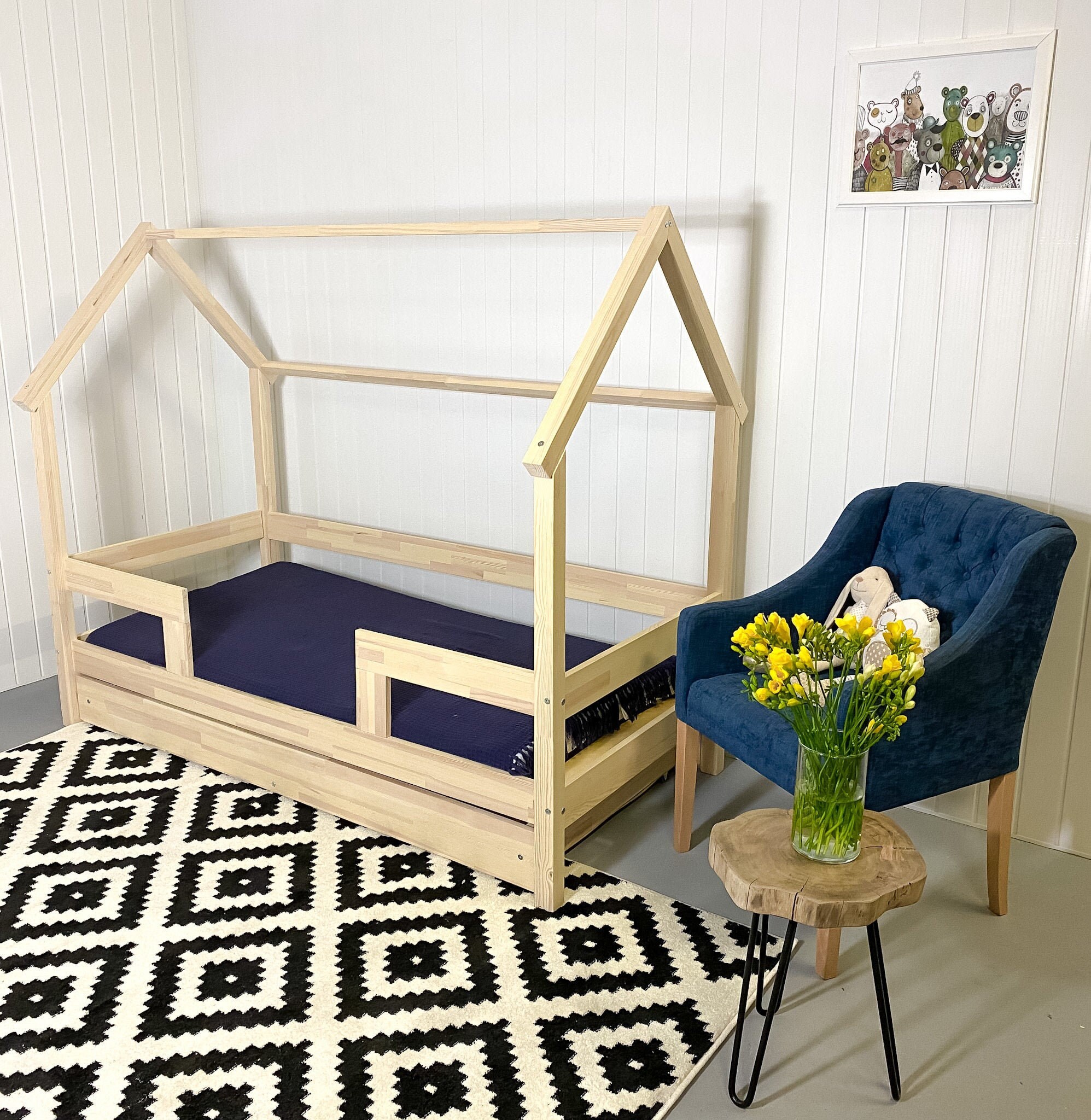 Kinderhausbett mit Absperrungen und Aufbewahrungsschublade | Etsy