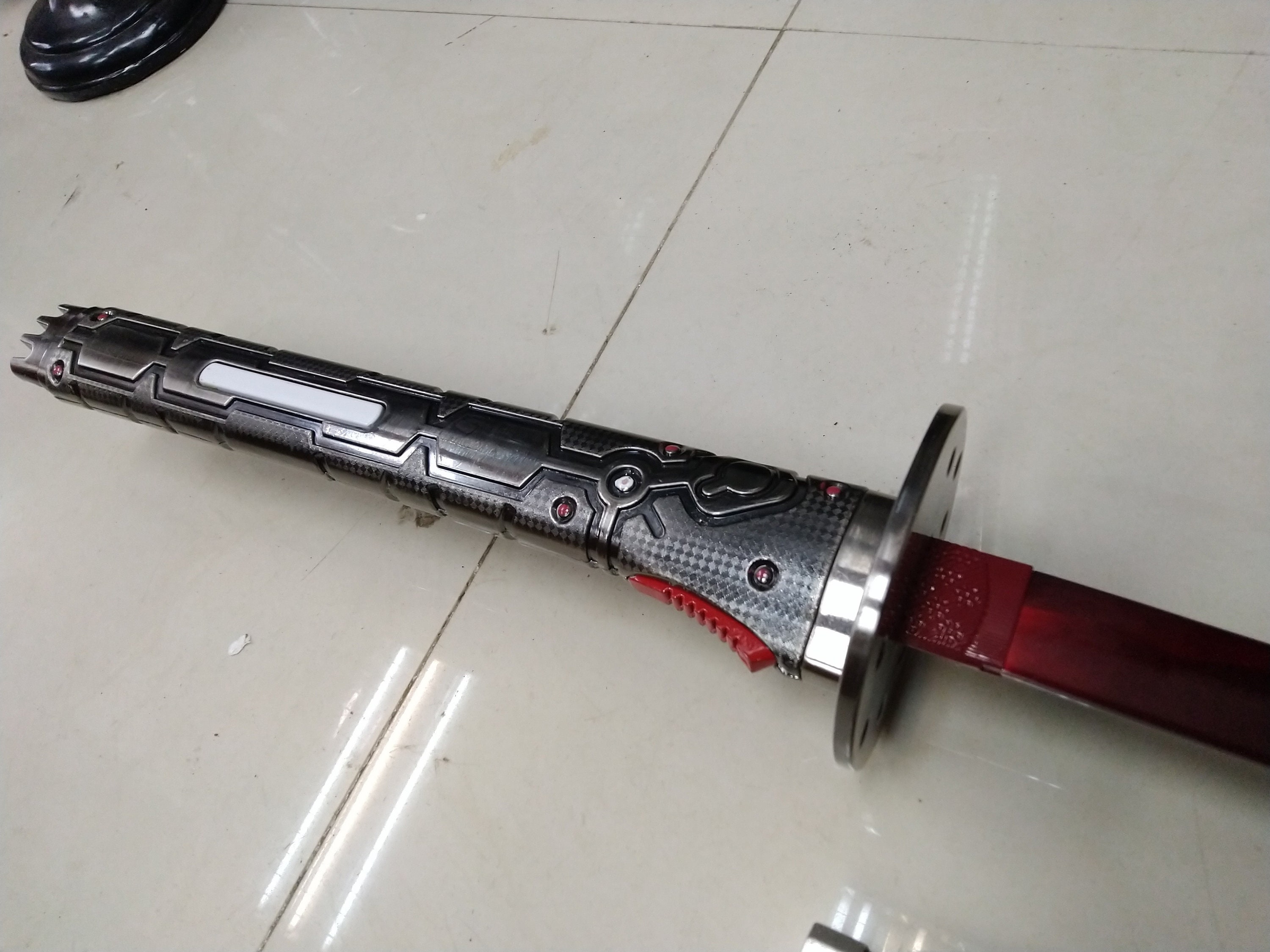  Mtxc Metal Gear Rising: Revengeance Cosplay Samuel Prop Sword  Red : Sports & Outdoors