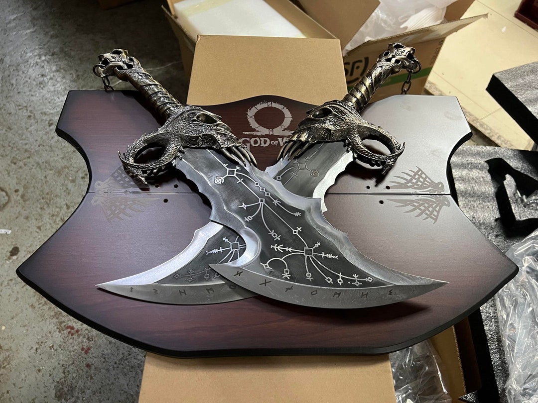 God of War Kratos's Blades Of Chaos , Kratos Metal Cosplay Weapon