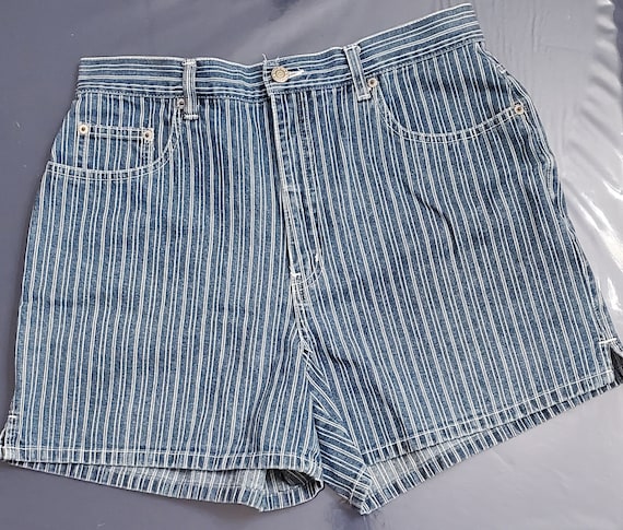 Halston, Halston Jeanswear vintage high waist shorts