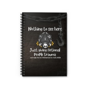 Cuaderno espiral de trauma ficticio - Línea rayada