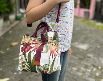 sling bag flower