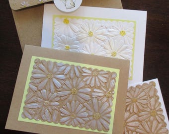 Tarjetas de felicitación con diseño de margaritas en relieve: Juego de papelería de papel kraft (8 unidades)