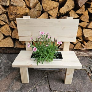 Blumenbank aus Holz personalisiert - Blumentopf Holz - Fensterbrett  - Valentinstag, Muttertag Geschenk mit Gravur - kreativherz