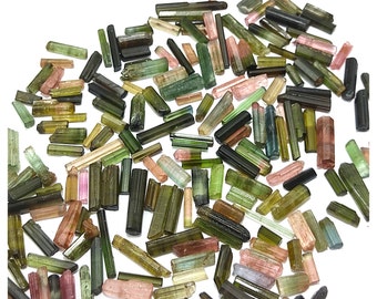 Bastoncini di tormalina naturale multistrato: lotto di pietre preziose grezze (195 pezzi)