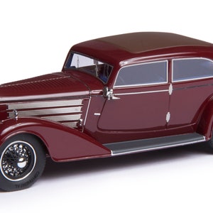 1932 Austro-Daimler ADR8 Alpine sedan schaalmodel in schaal 1:43 door Esval Models GRATIS VERZENDING afbeelding 1